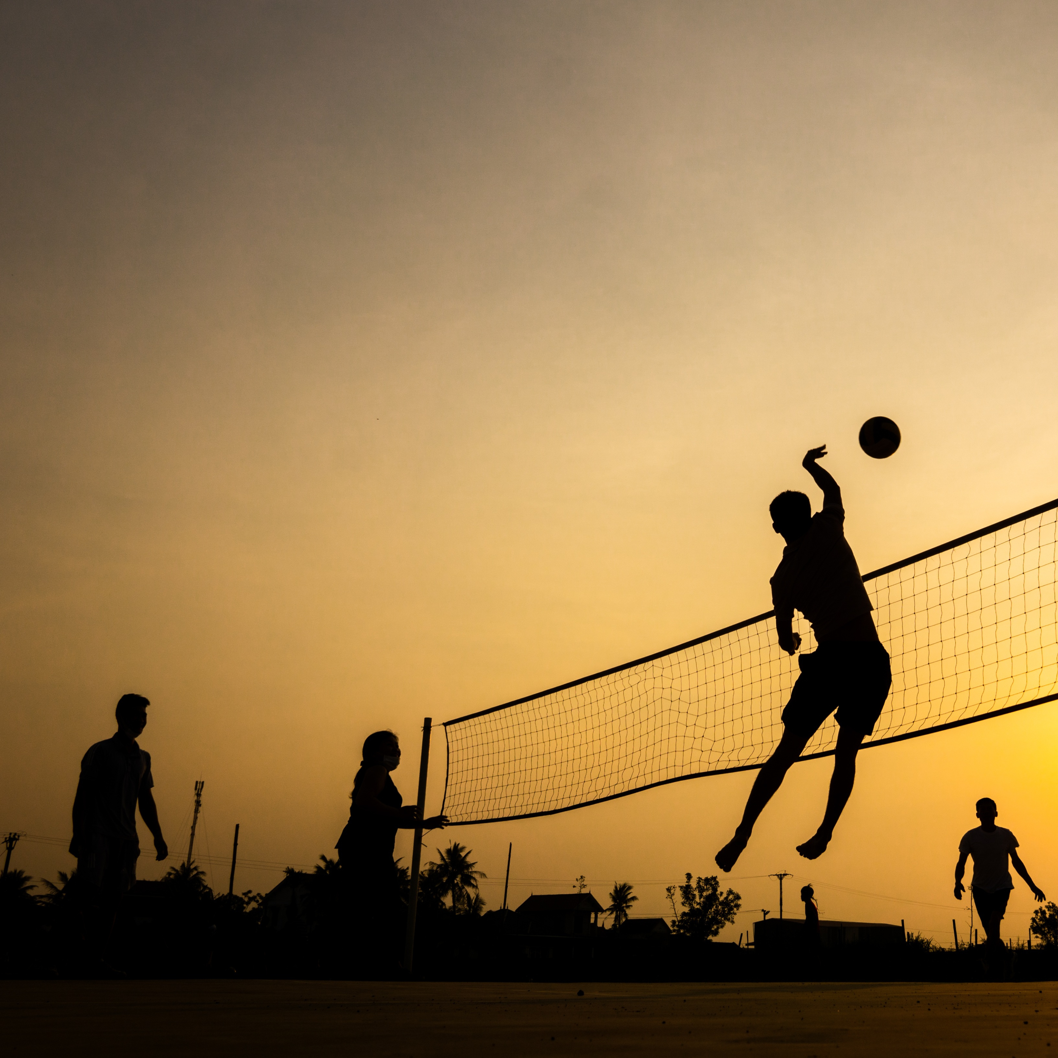 SPORTS & FITNESS BOOKS
